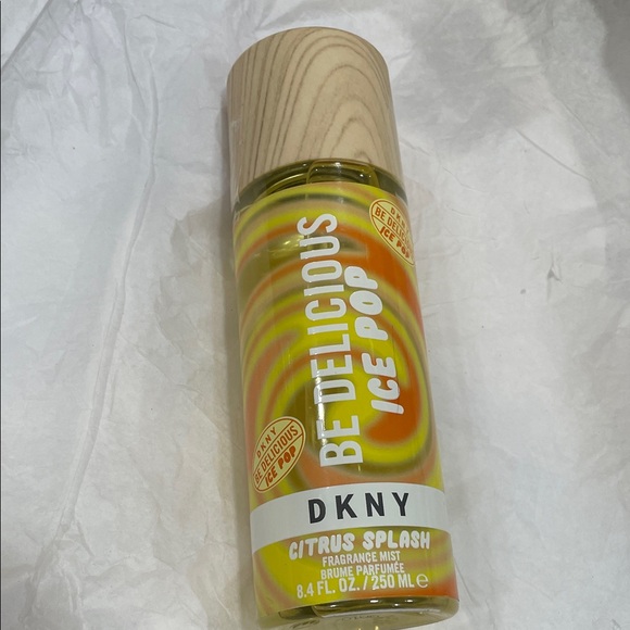 DKNY Citrus Splash Fragrance Mist with Orange and Yellow Design - Picture 1 of 4